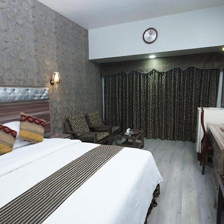 Faran Hotel Карачи Экстерьер фото
