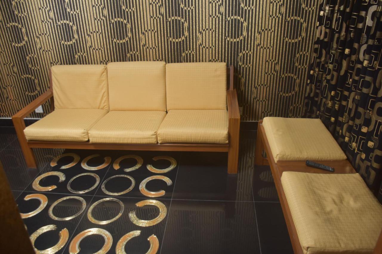 Faran Hotel Карачи Экстерьер фото